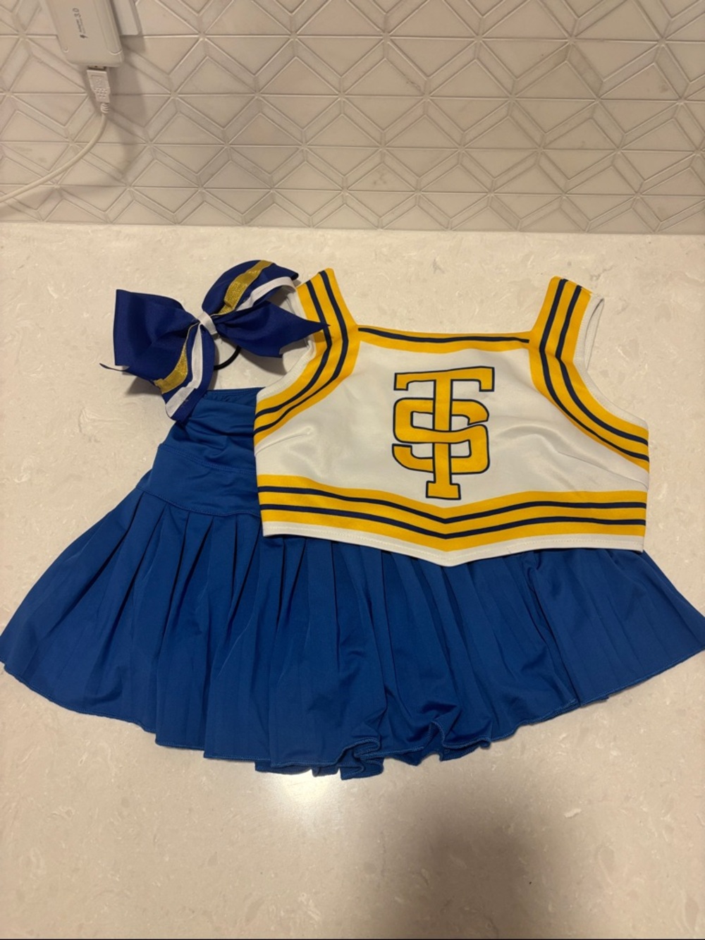 Taylor Swift - Shake It Off Costume - Women’s Small